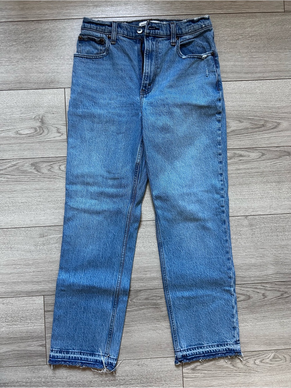 Abercrombie & Fitch | 90s Straight Ultra High Rise